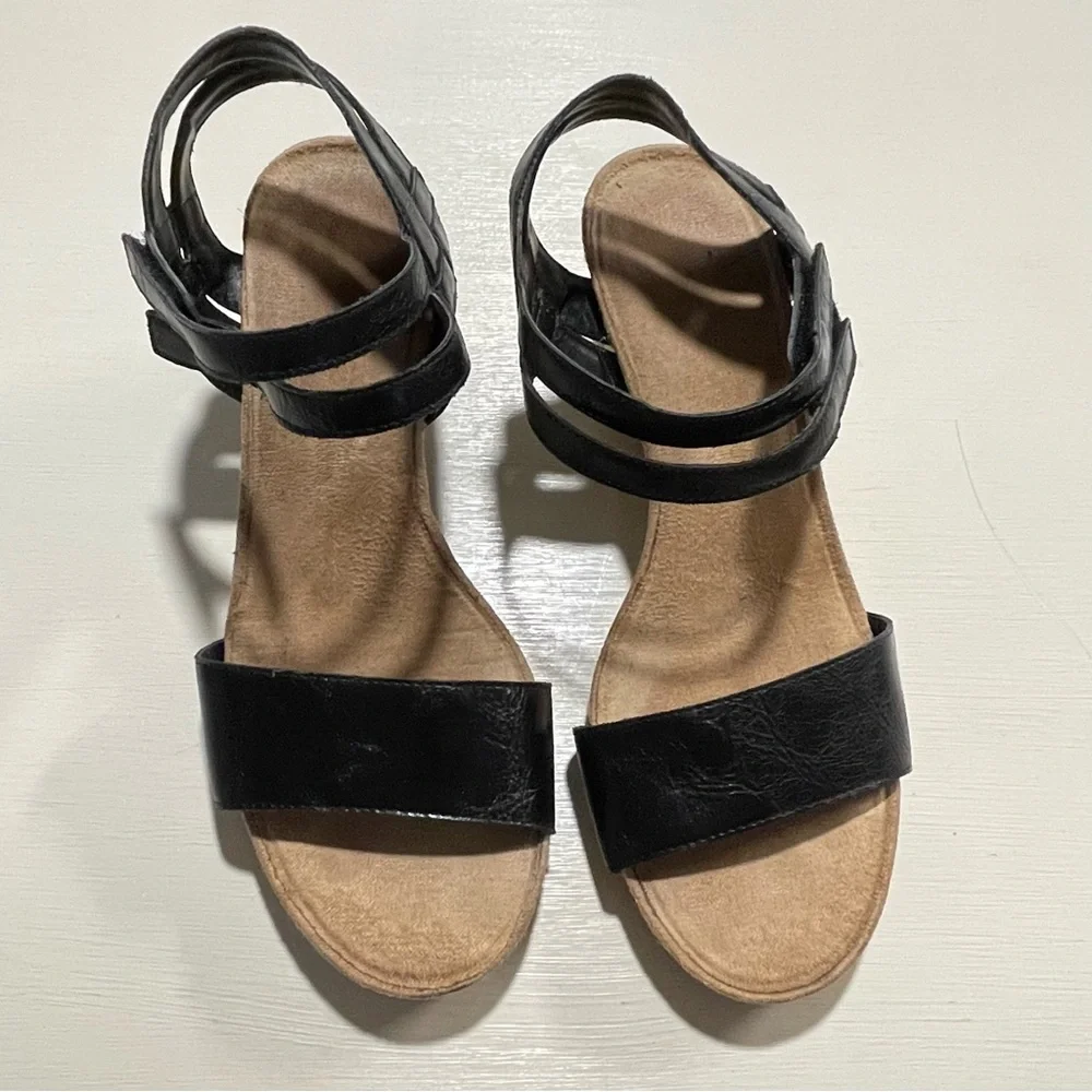 Black strappy Espadrille‎ Wedge Sandals